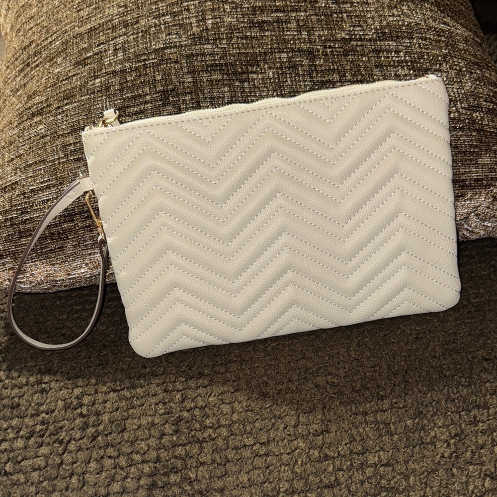 Anne Klein Cream Quilted Clutch 10.5”x7” Excellent Condition